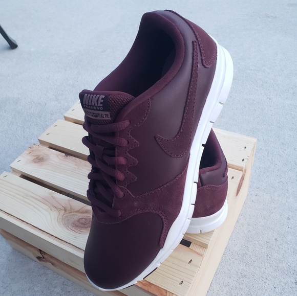 nike flex essential tr leather